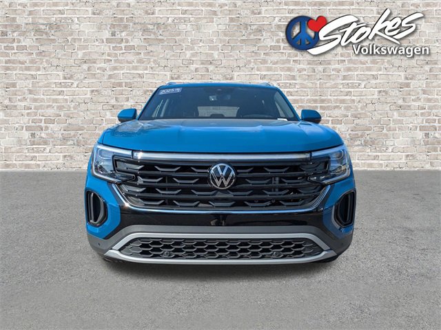 Certified 2025 Volkswagen Atlas Cross Sport SEL image 9