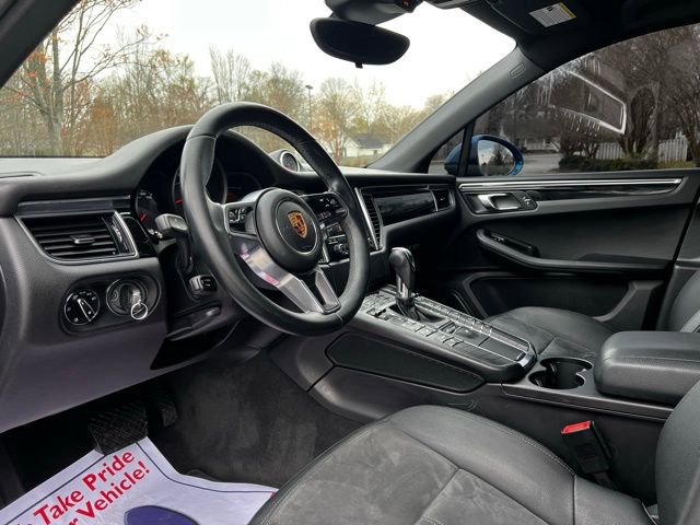 Used 2017 Porsche Macan AWD/4WD image 12