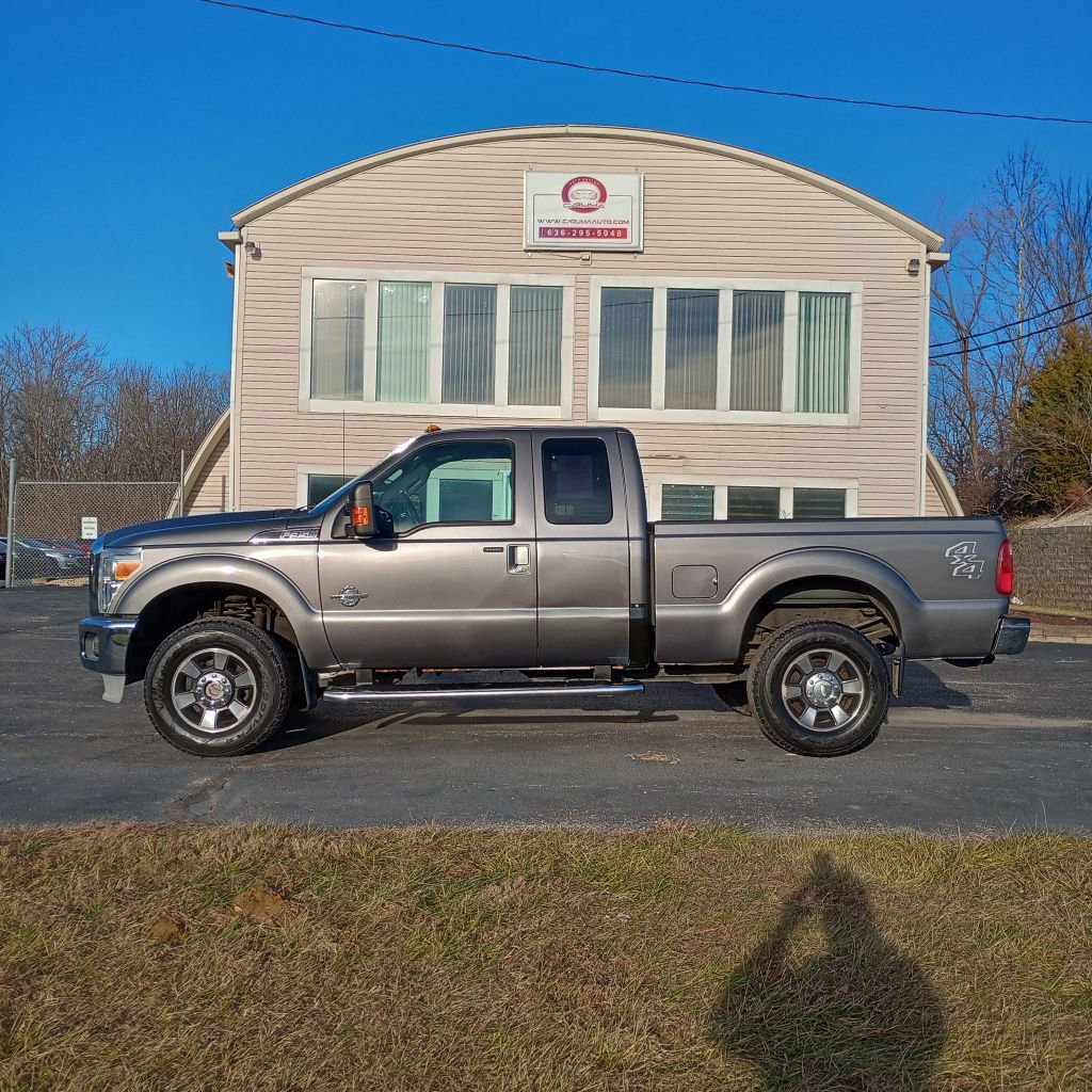 Used 2011 Ford F350 Lariat w/ Lariat Interior Pkg image 2