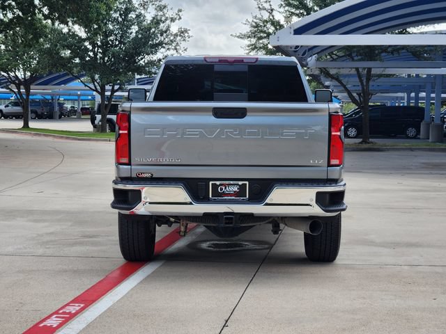 Used 2025 Chevrolet Silverado 2500 LTZ w/ LTZ Convenience Package AWD/4WD image 13
