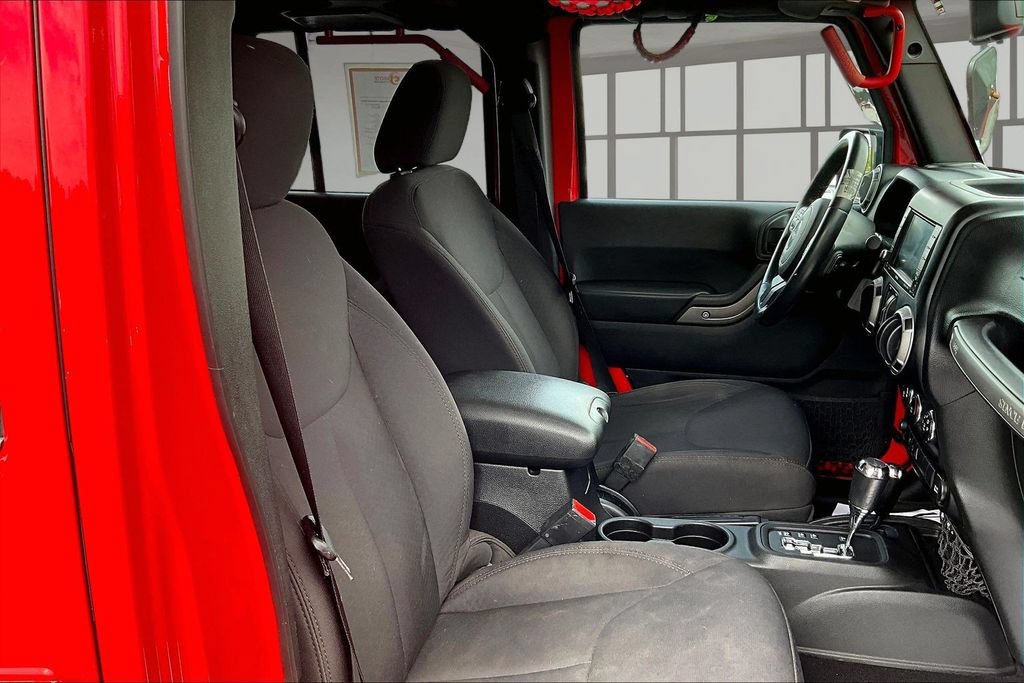 Used 2015 Jeep Wrangler Unlimited Sport w/ Quick Order Package 24S AWD/4WD image 8