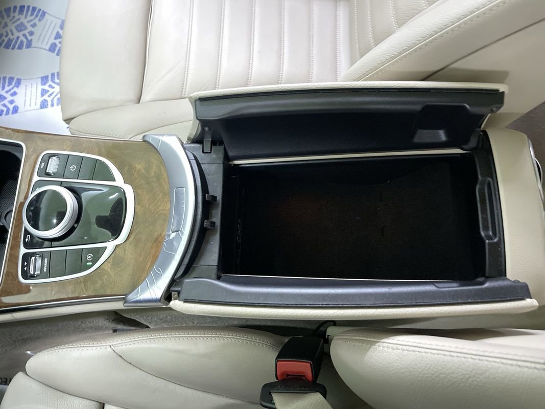 Used 2017 Mercedes-Benz C 300 4MATIC Sedan w/ Premium 2 Package image 26