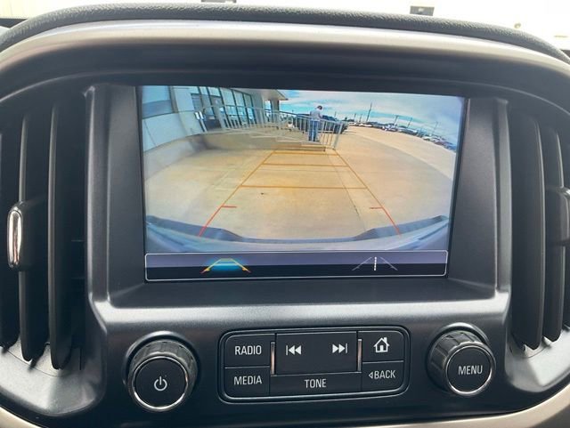Used 2018 Chevrolet Colorado Z71 AWD/4WD image 16