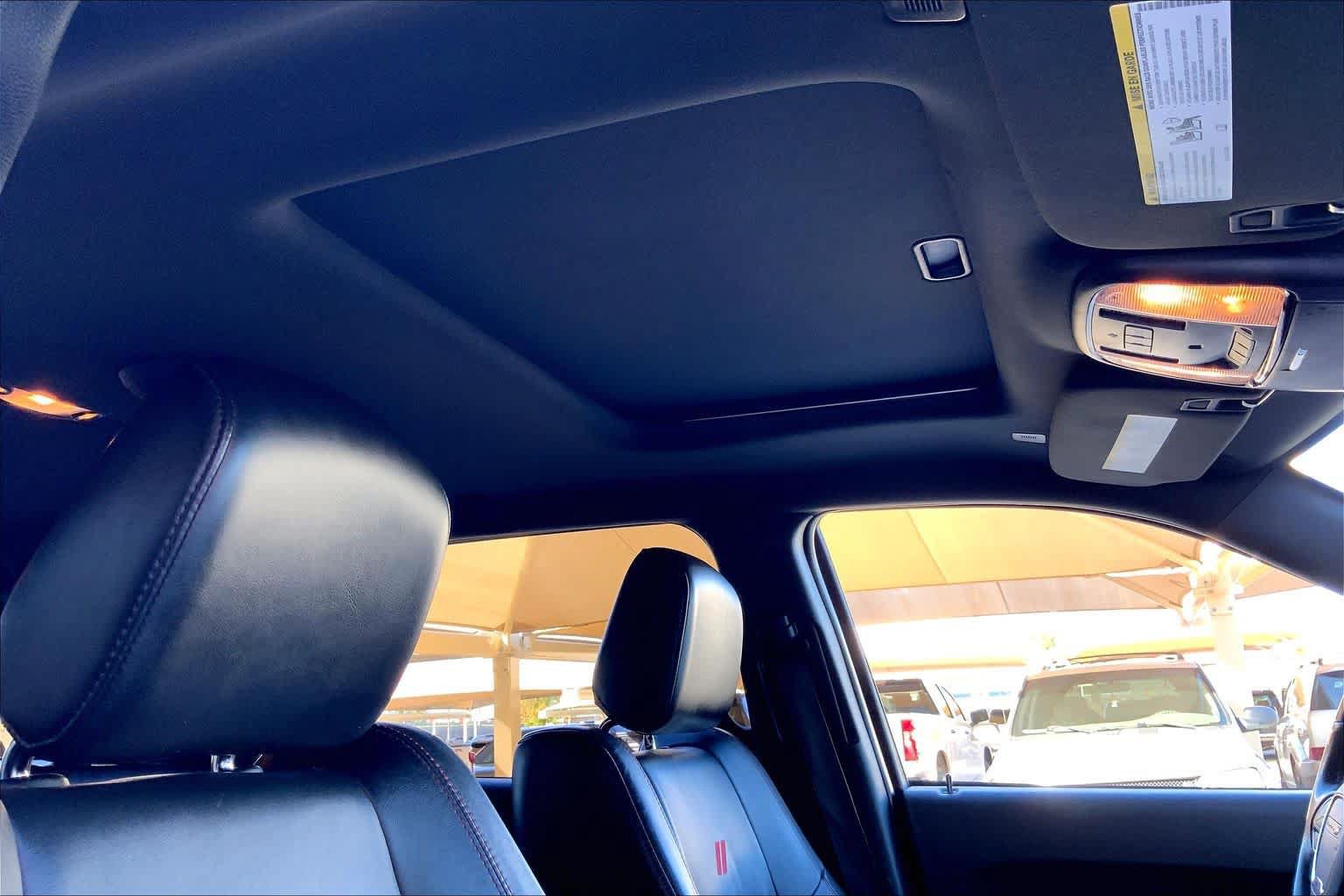 Used 2023 Dodge Durango GT RWD image 14