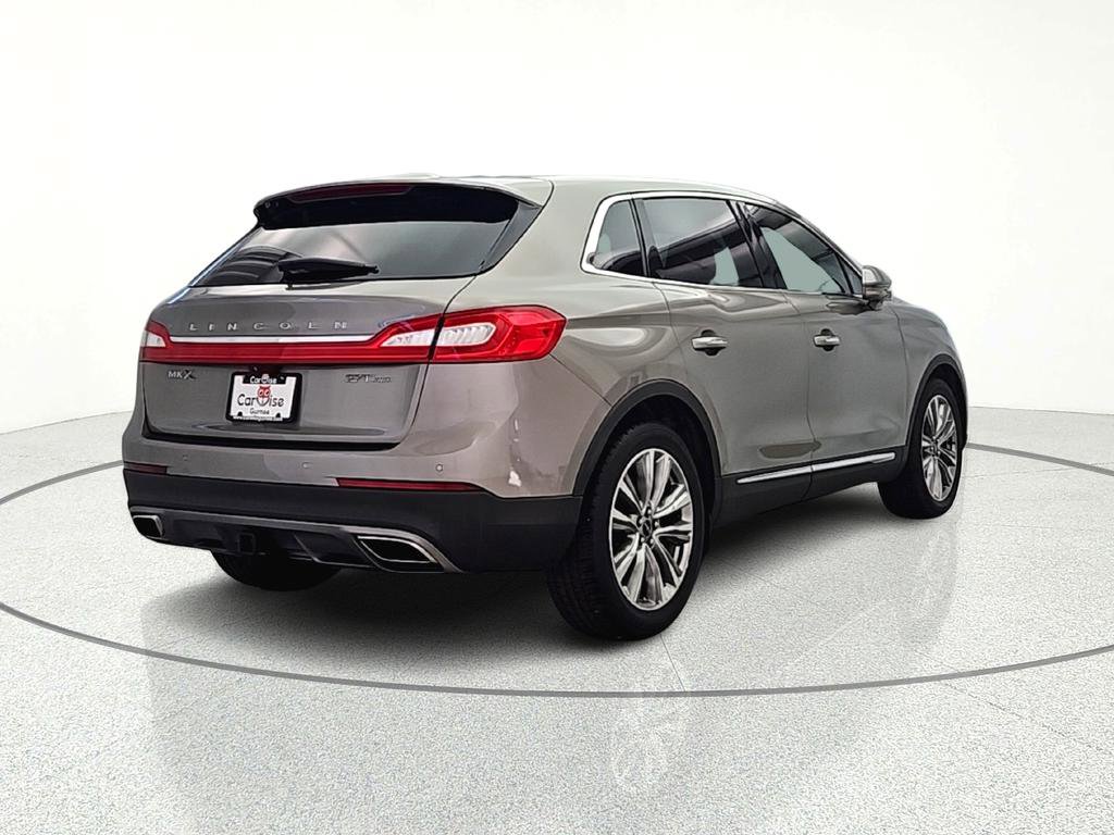 Used 2017 Lincoln MKX Reserve w/ Driver Assistance Package image 6