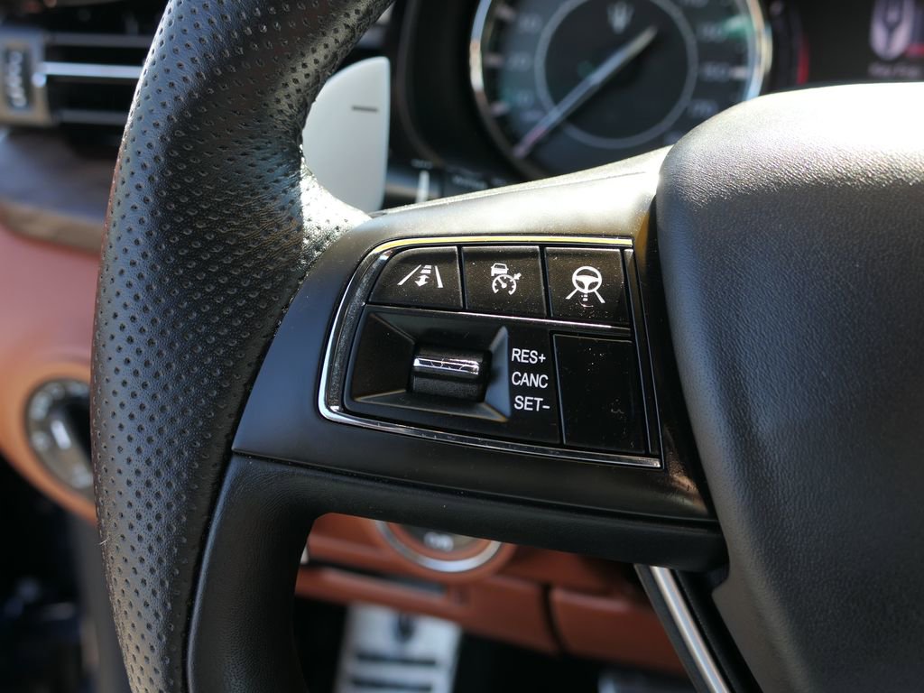 Used 2023 Maserati Quattroporte Modena image 14