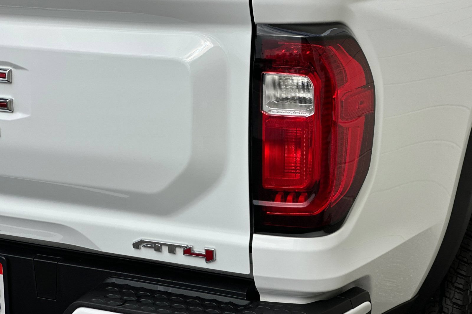 Certified 2023 GMC Canyon AT4 w/ AT4 Premium Package AWD/4WD image 37