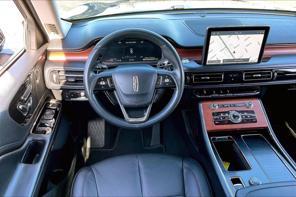 Used 2021 Lincoln Aviator Grand Touring AWD/4WD image 4