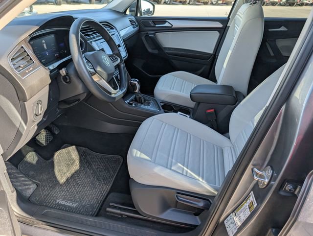 Used 2022 Volkswagen Tiguan S image 3