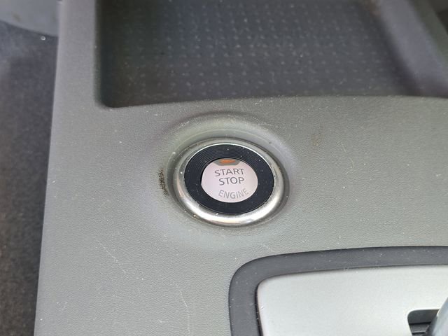 Used 2021 Nissan Frontier SV w/ Midnight Edition Floor Mats RWD image 27