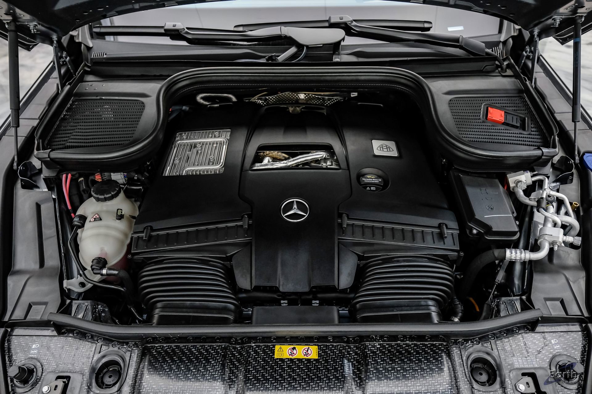 Used 2024 Mercedes-Benz Maybach GLS 600 4MATIC image 3