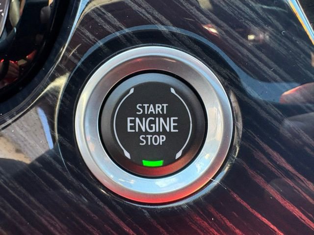 Used 2024 Cadillac XT6 Premium Luxury w/ Technology Package image 22