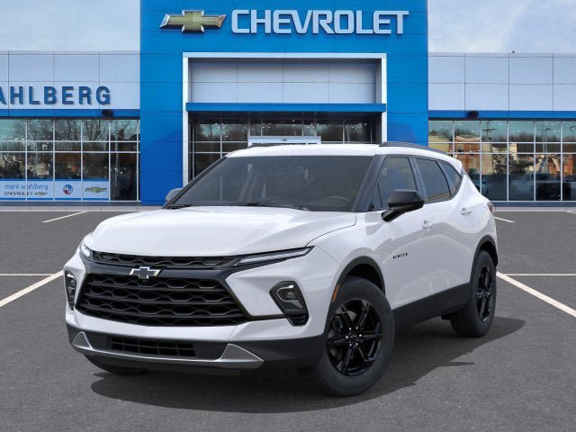 New 2026 Chevrolet Blazer LT w/ Midnight/Sport Edition AWD/4WD image 6