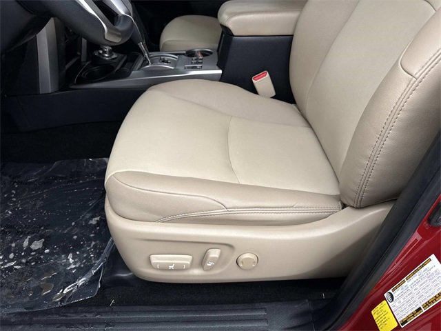 Used 2022 Toyota 4Runner SR5 Premium w/ Moonroof Package image 11