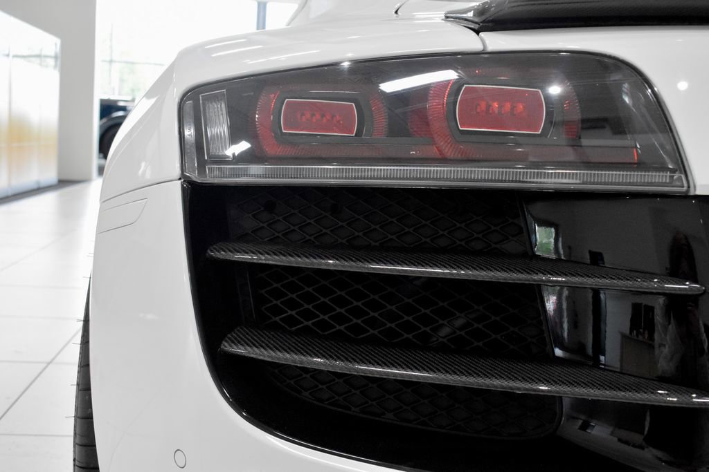 Used 2012 Audi R8 V10 AWD/4WD image 14