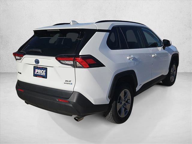 Used 2024 Toyota RAV4 XLE image 5