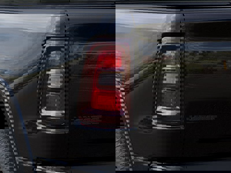 New 2026 RAM 1500 Laramie AWD/4WD image 9