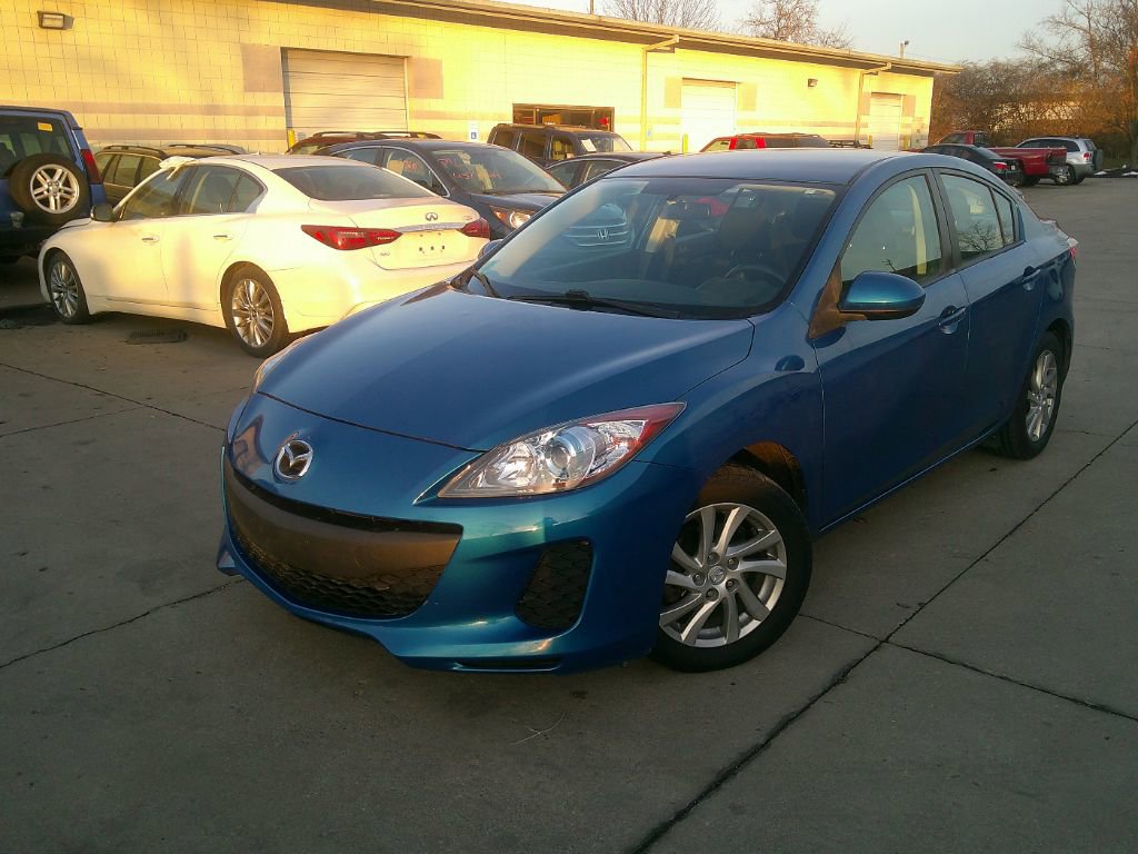 Used 2012 MAZDA MAZDA3 i Touring image 1