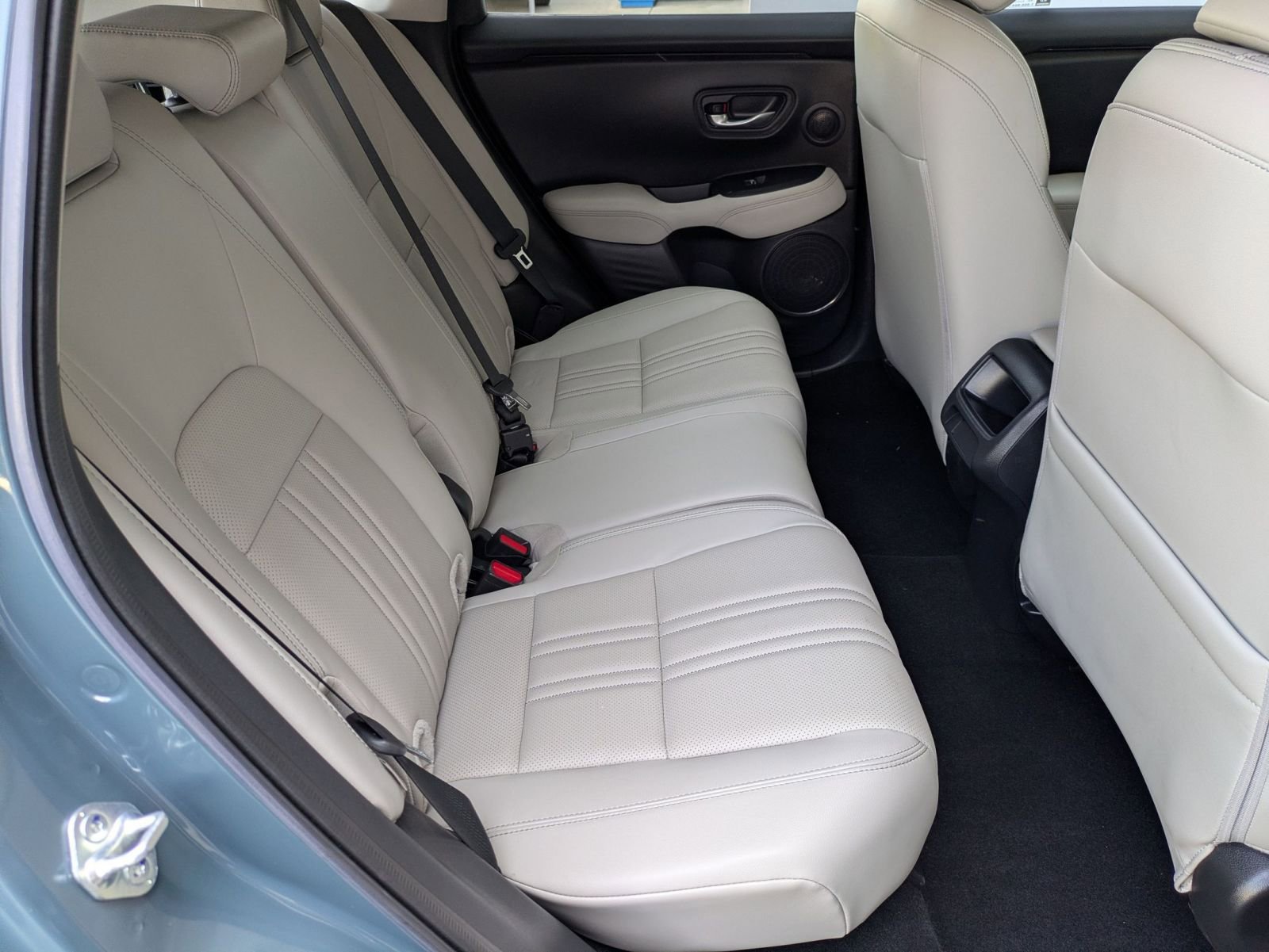 Used 2025 Honda HR-V EX-L image 26