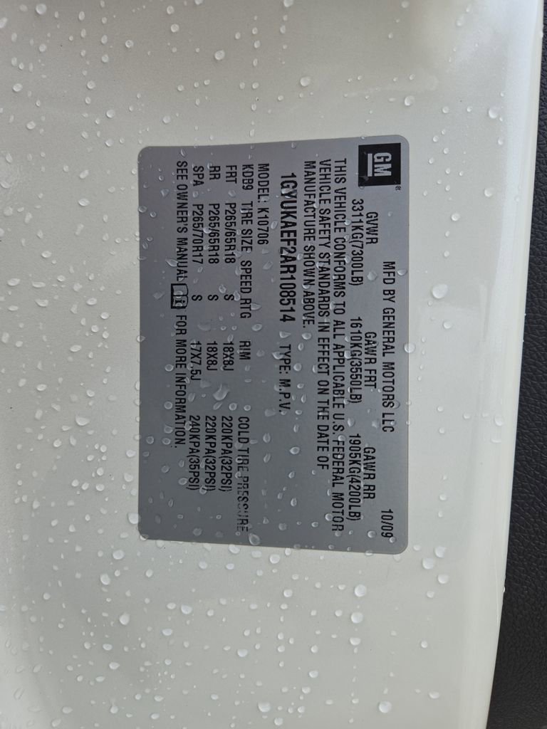 Used 2010 Cadillac Escalade AWD image 32