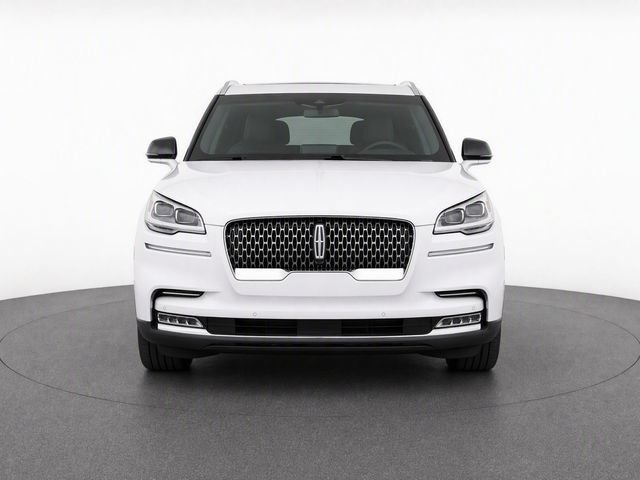 Used 2024 Lincoln Aviator Reserve w/ Equipment Group 201A AWD/4WD image 4