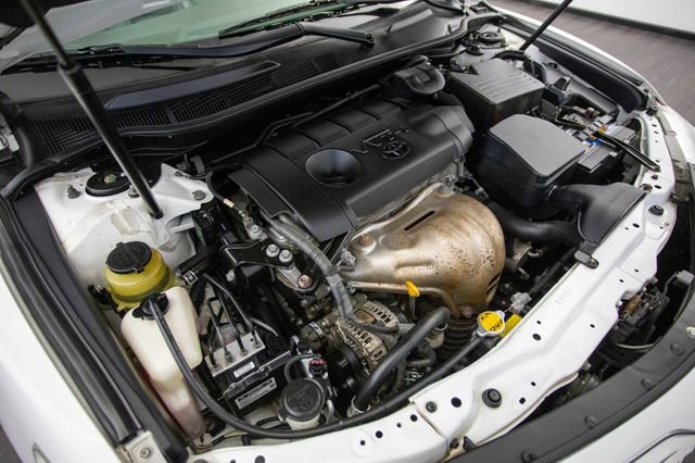 Used 2011 Toyota Camry XLE w/ XLE Extra-Value Pkg #2 image 45