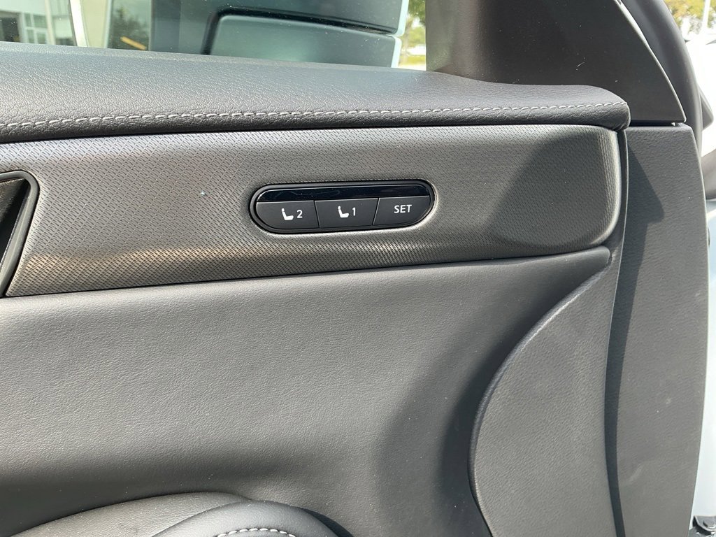 New 2026 INFINITI QX60 Luxe w/ Family Package image 25