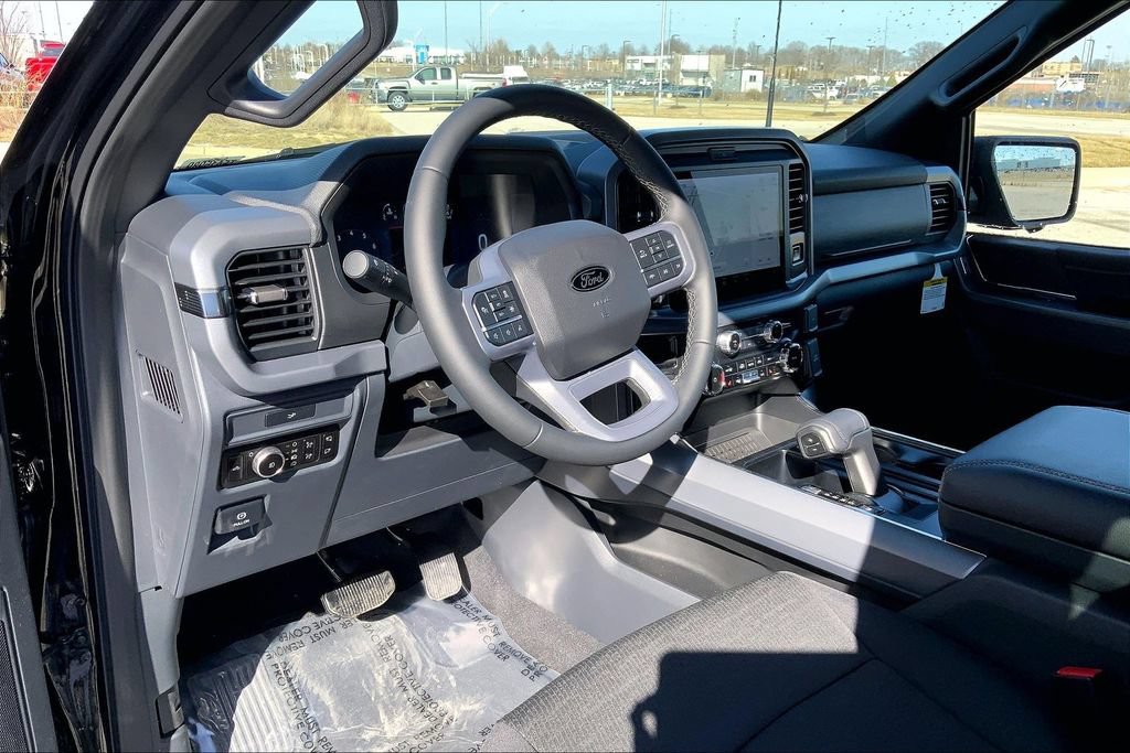 New 2026 Ford F150 XLT w/ Equipment Group 302A MID AWD/4WD image 6