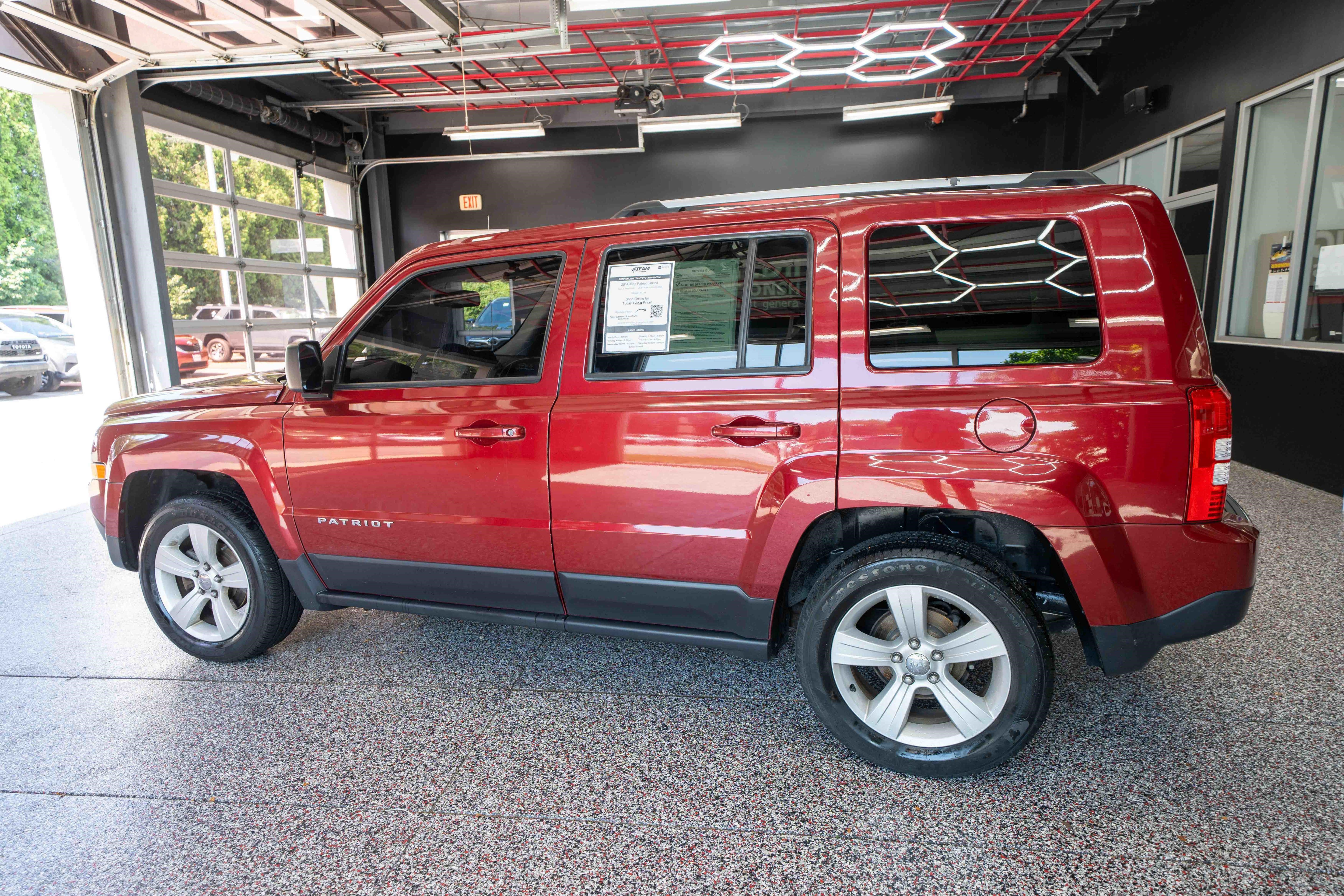 Used 2014 Jeep Patriot Limited FWD image 2