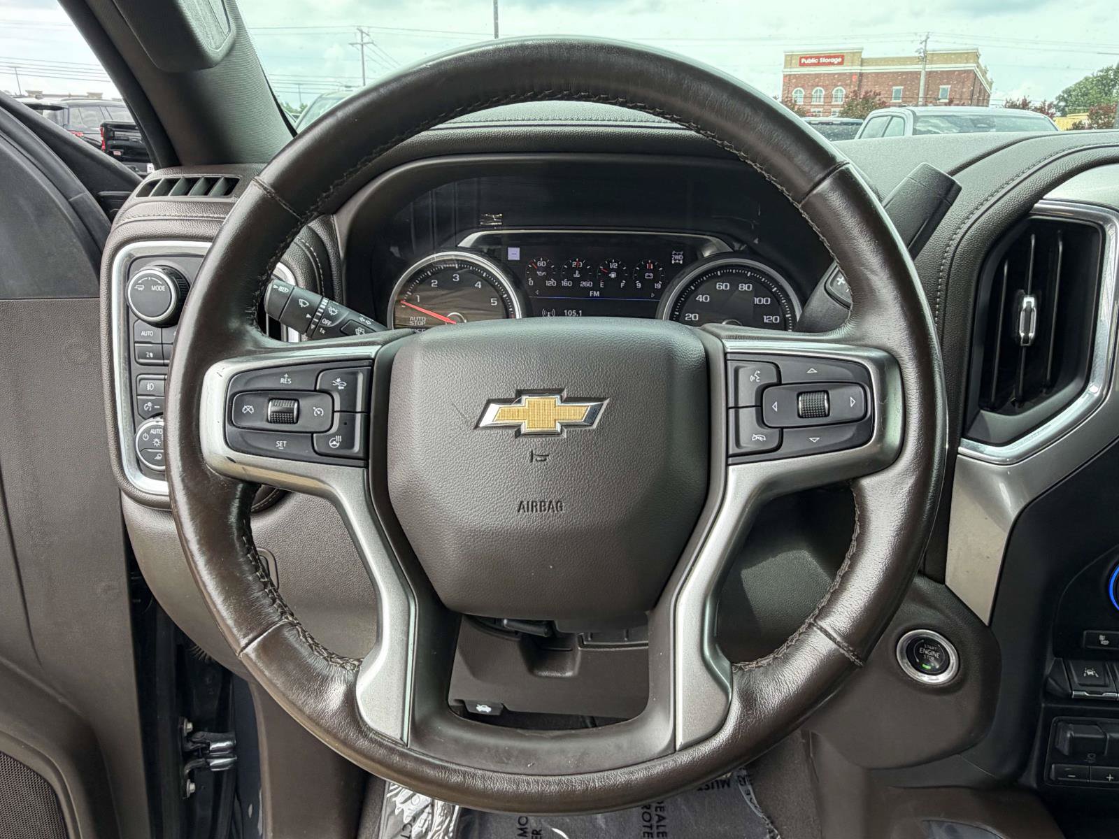 Used 2021 Chevrolet Silverado 1500 LTZ w/ LTZ Premium Package AWD/4WD image 15