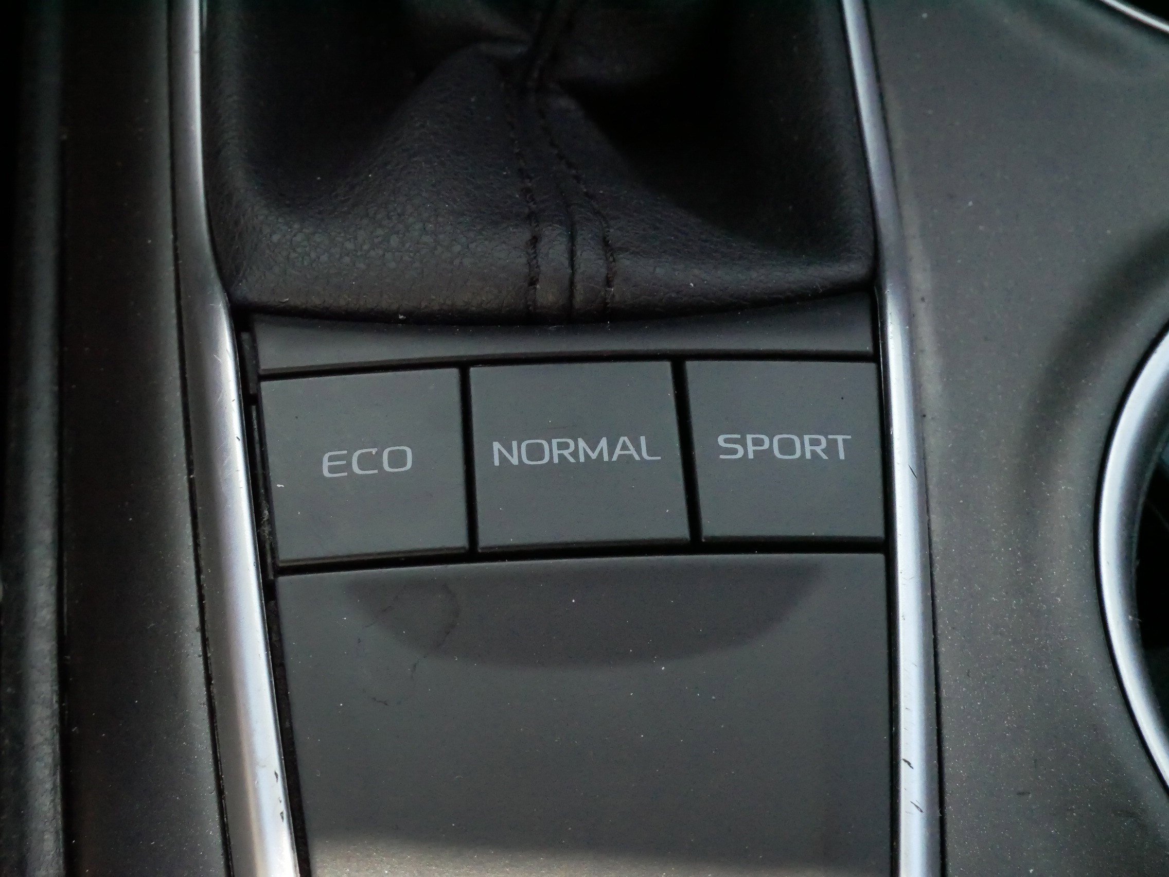 Certified 2024 Toyota Camry LE FWD image 28