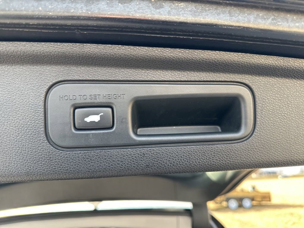 Certified 2023 Honda Odyssey Touring image 12