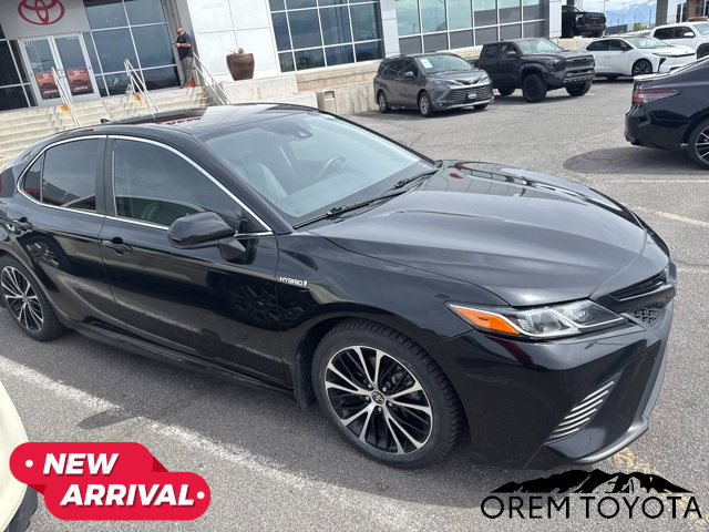 Used 2020 Toyota Camry SE FWD image 16