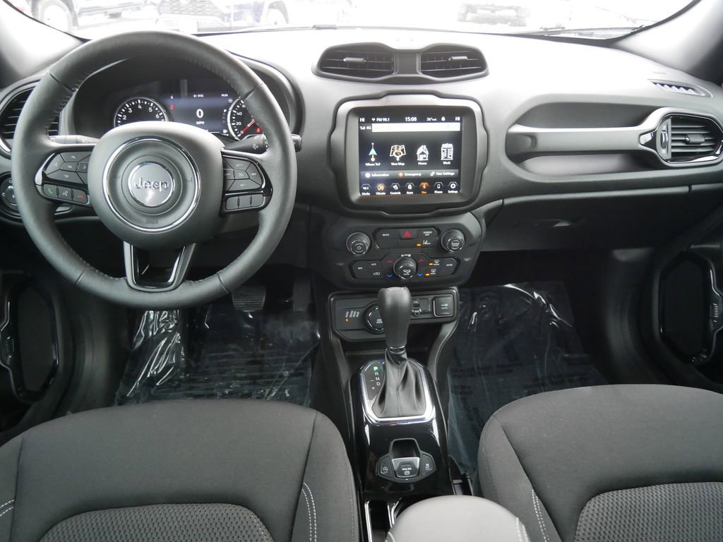 Used 2022 Jeep Renegade Altitude w/ Convenience Group image 13