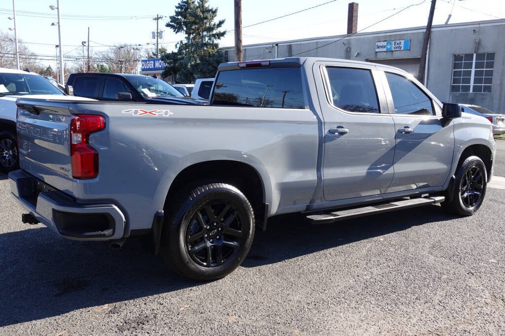Used 2024 Chevrolet Silverado 1500 RST w/ Protection Package AWD/4WD image 4