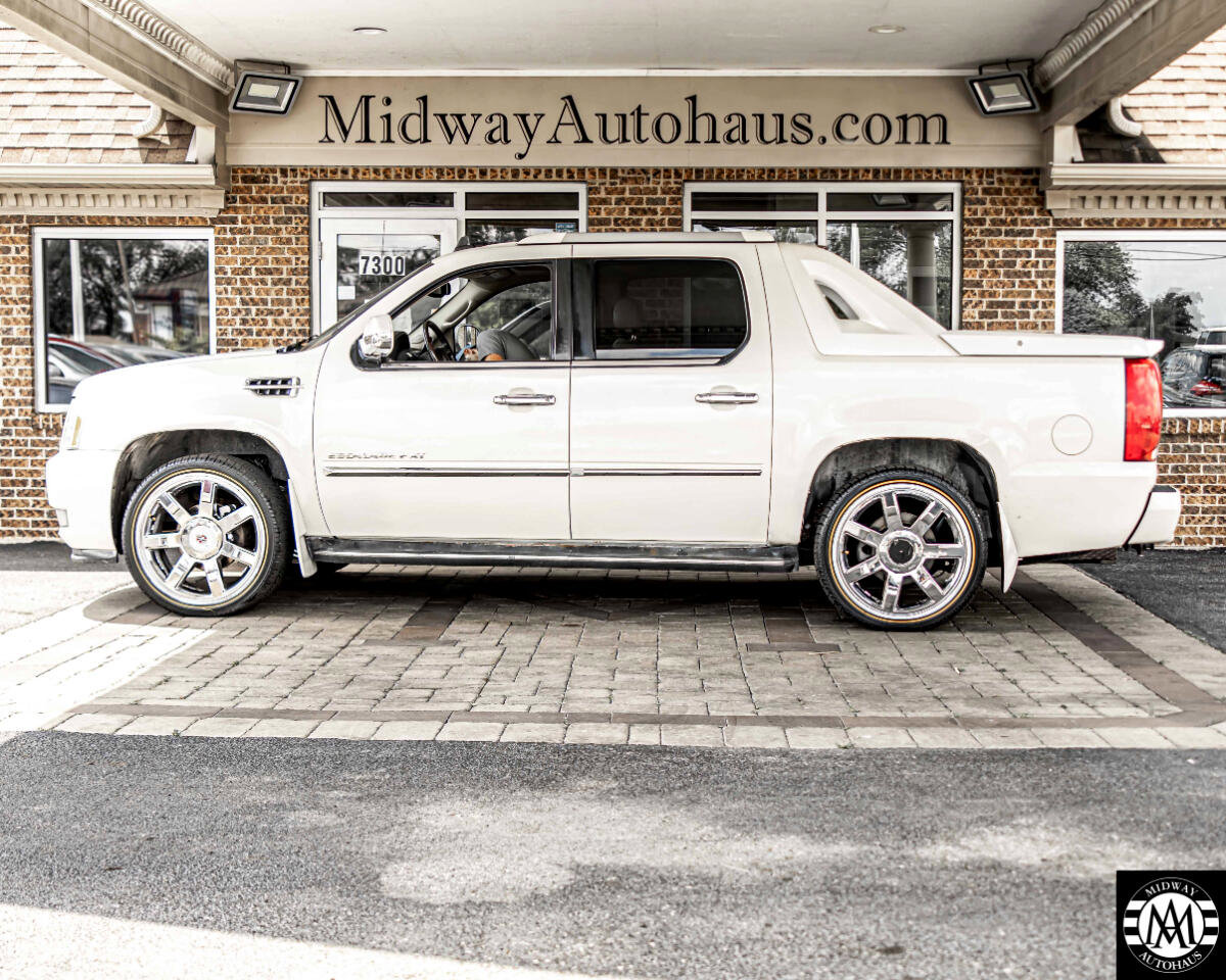 Used 2010 Cadillac Escalade EXT Luxury image 6