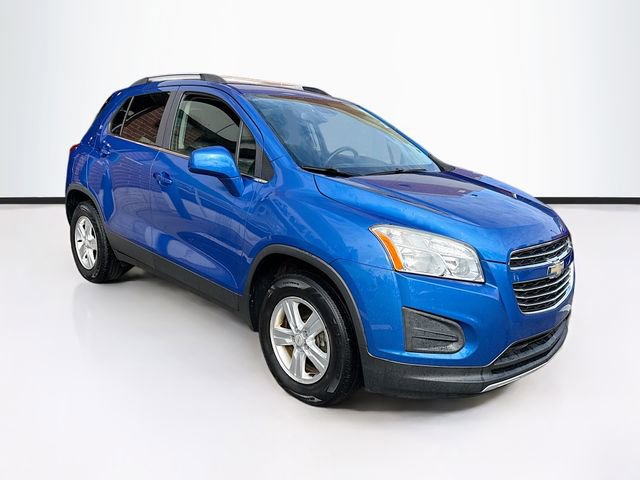 Used 2015 Chevrolet Trax LT w/ LPO, Cargo Package image 3