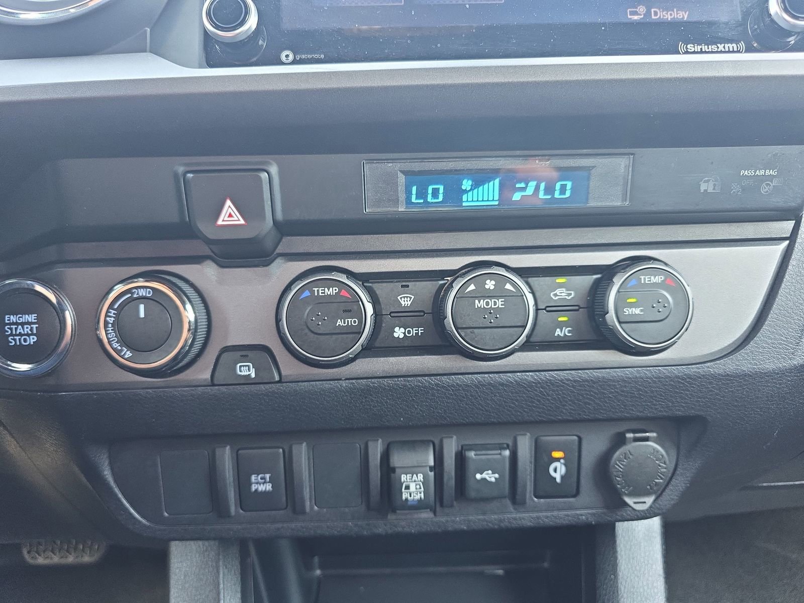 Used 2021 Toyota Tacoma TRD Off-Road image 24