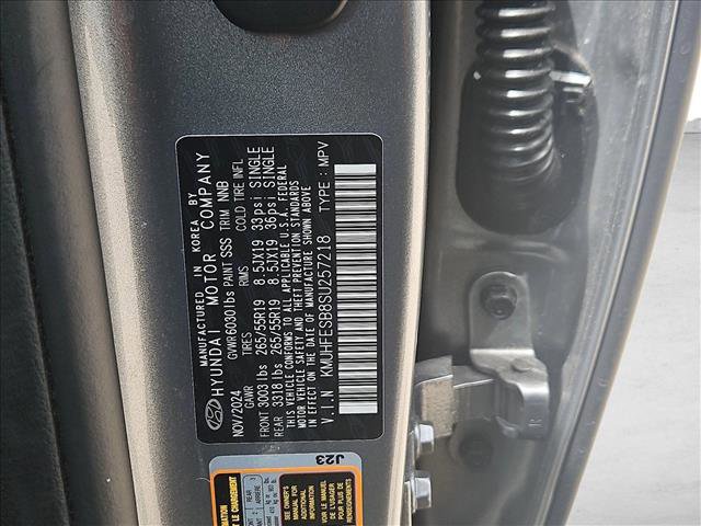 Used 2025 Genesis GV80 2.5T Standard AWD/4WD image 23