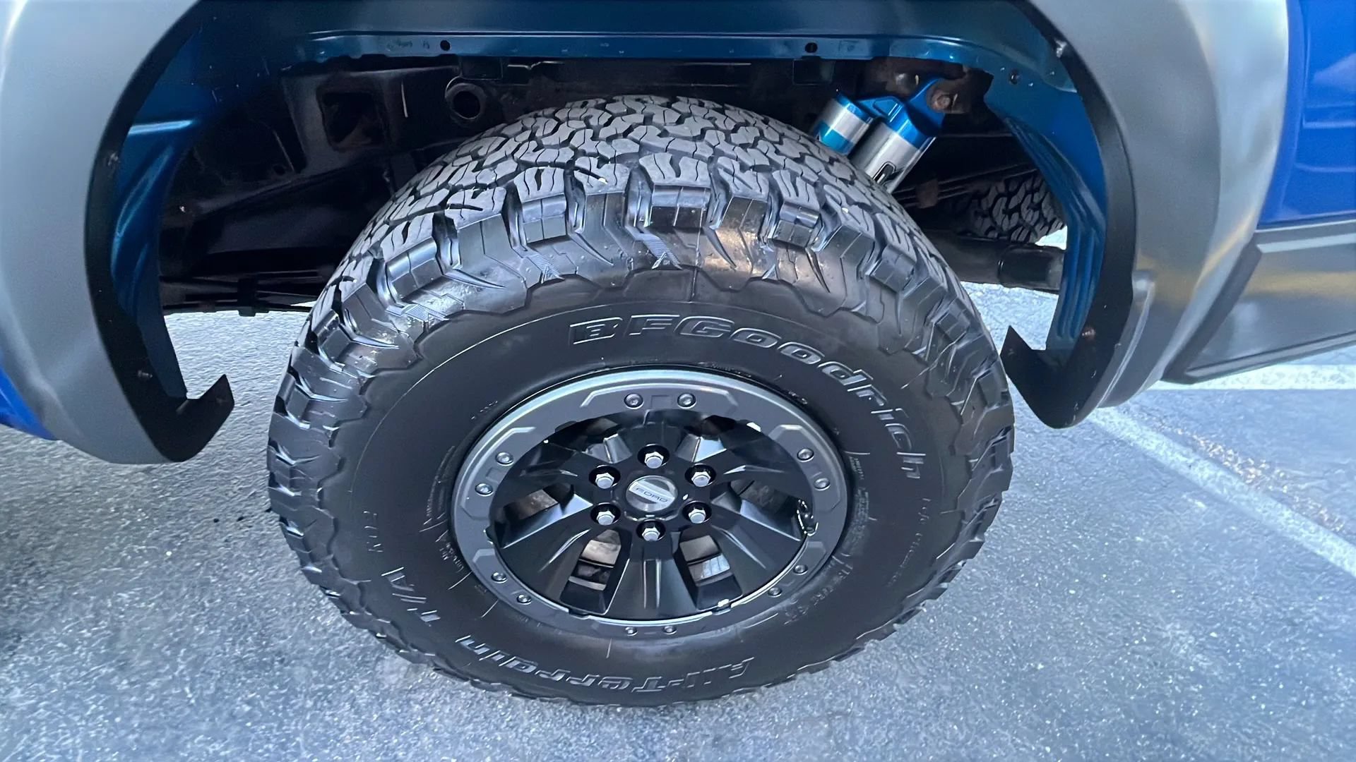 Used 2017 Ford F150 Raptor w/ Equipment Group 802A Luxury AWD/4WD image 20