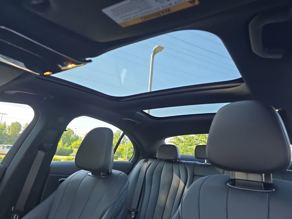 New 2026 Mercedes-Benz E 350 4MATIC Sedan image 30