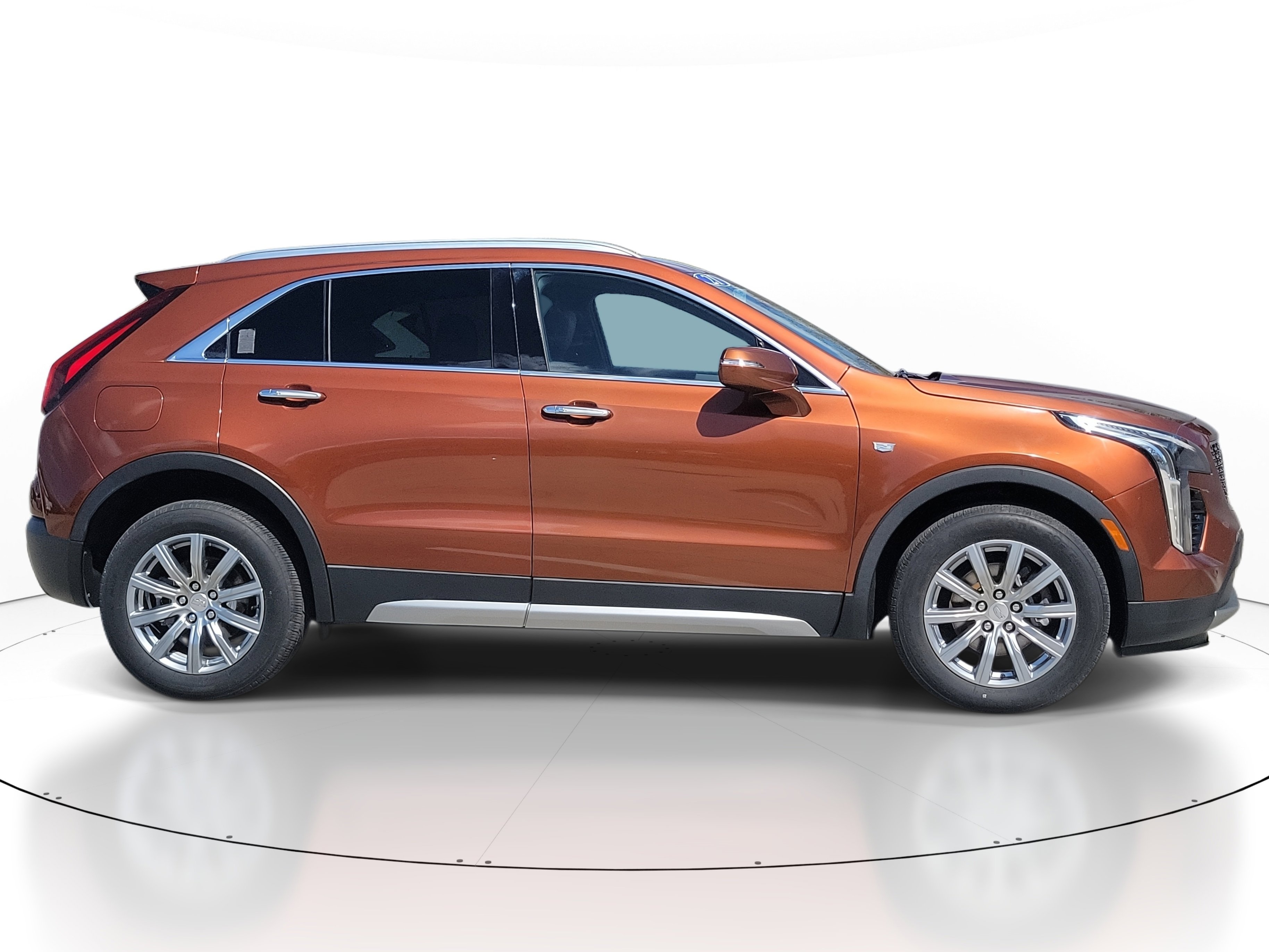 Used 2021 Cadillac XT4 Premium Luxury AWD/4WD image 3