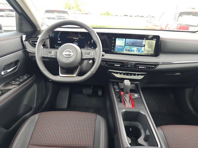 New 2025 Nissan Kicks SR w/ SR Premium Package image 20