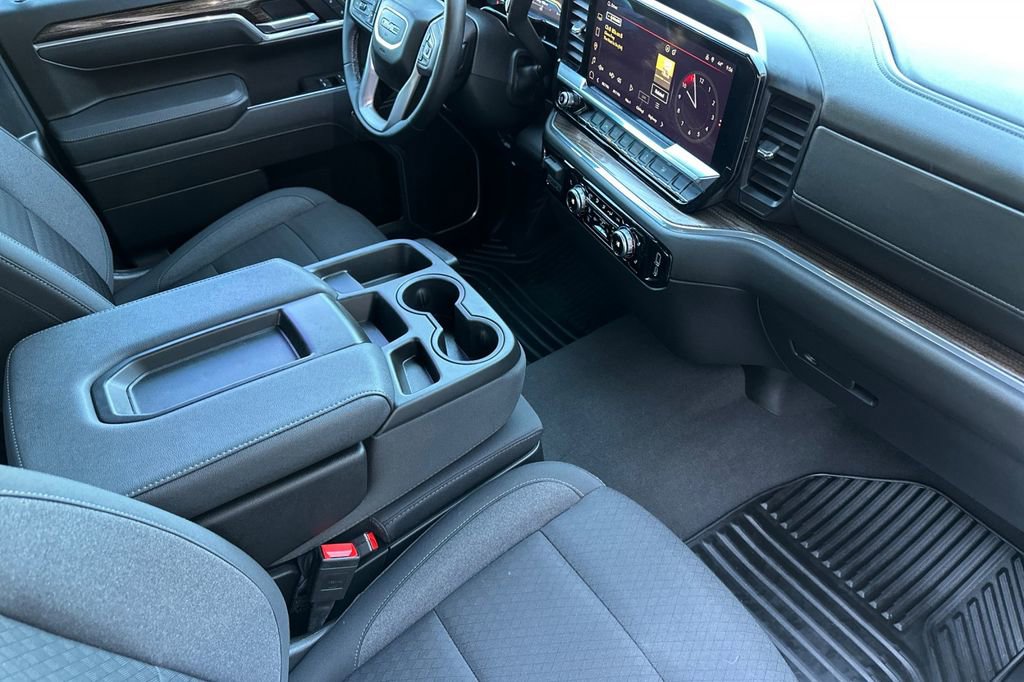 Used 2025 GMC Sierra 1500 Elevation image 15