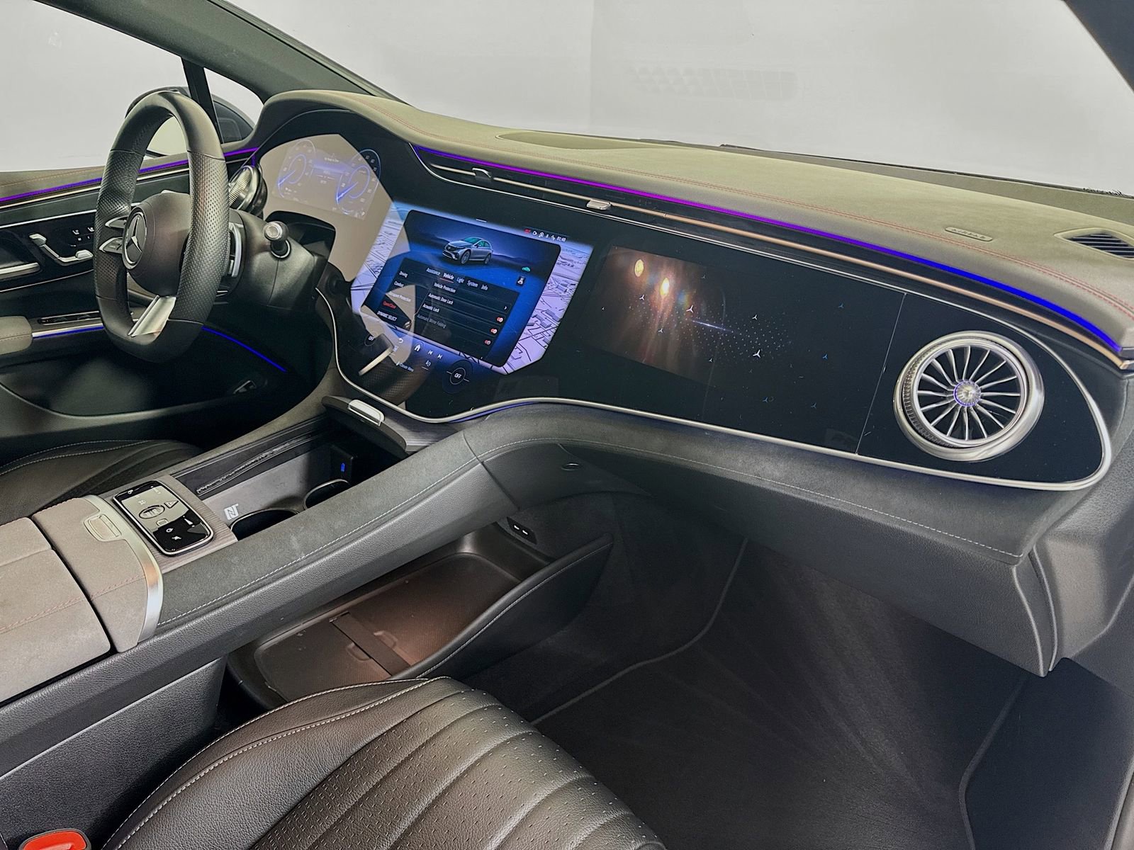 Used 2022 Mercedes-Benz EQS 580 4MATIC Sedan image 28