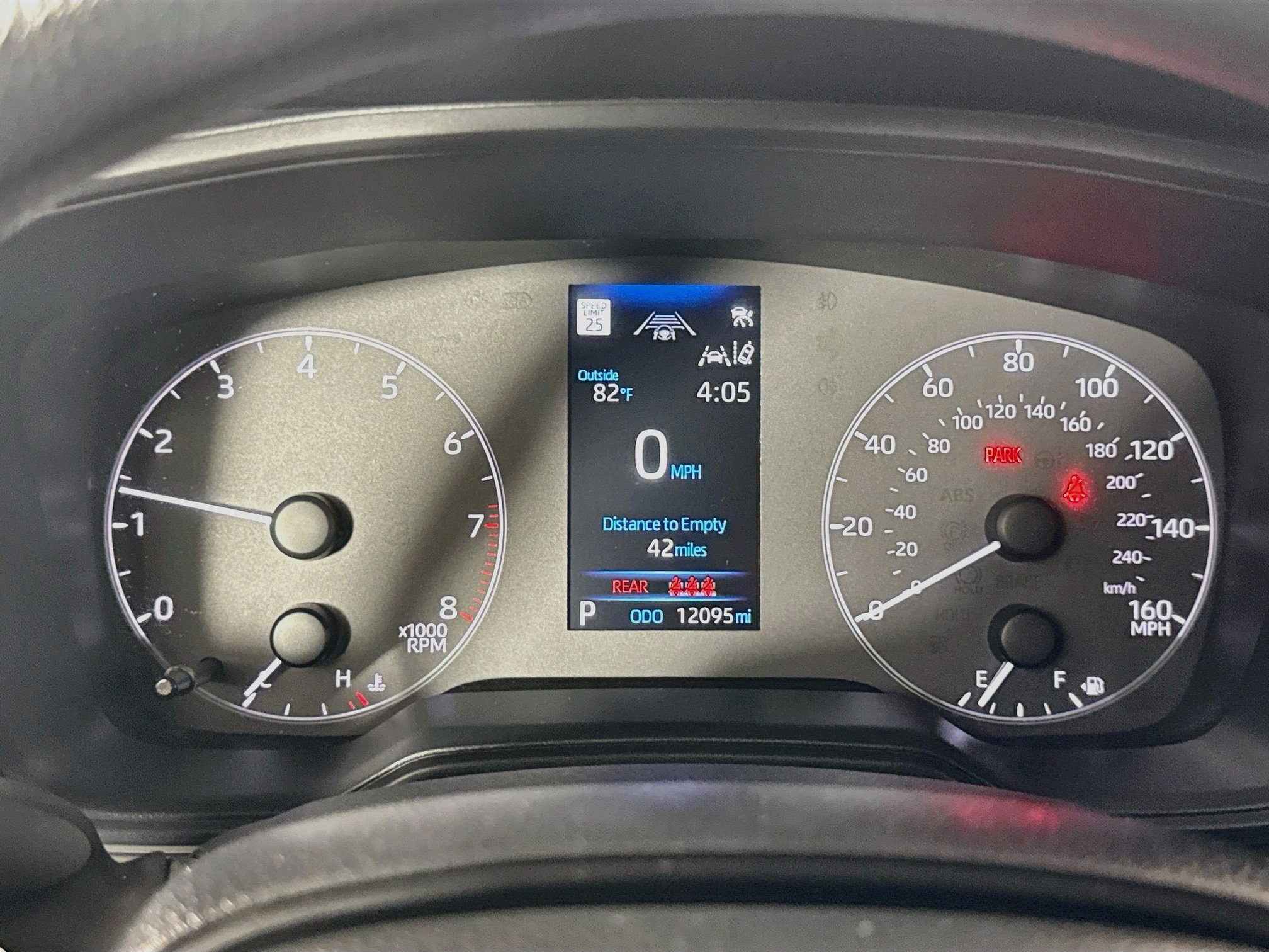 Used 2025 Toyota Corolla Cross L FWD image 13
