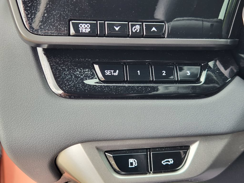 Certified 2023 Lexus RX 500h F Sport w/ Cold Area Package AWD/4WD image 21