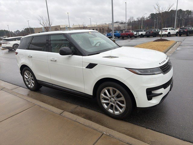 Used 2024 Land Rover Range Rover Sport SE image 21