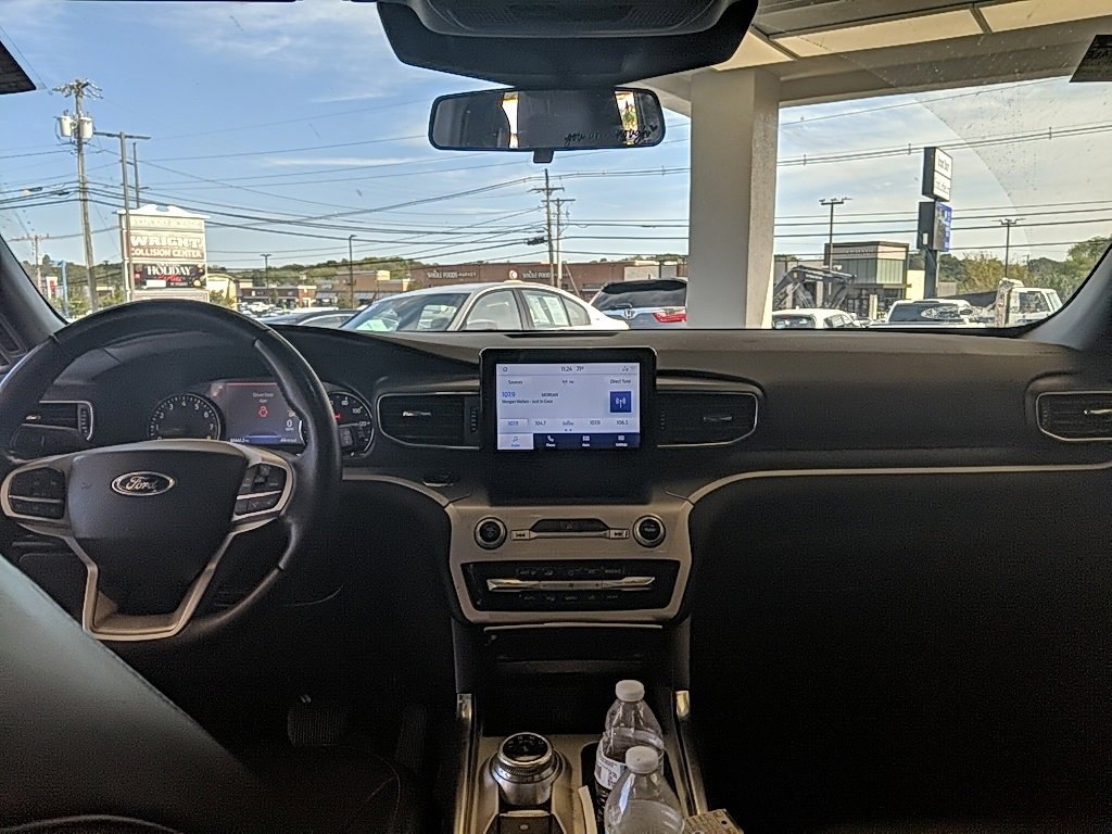 Certified 2022 Ford Explorer XLT w/ Equipment Group 202A image 14