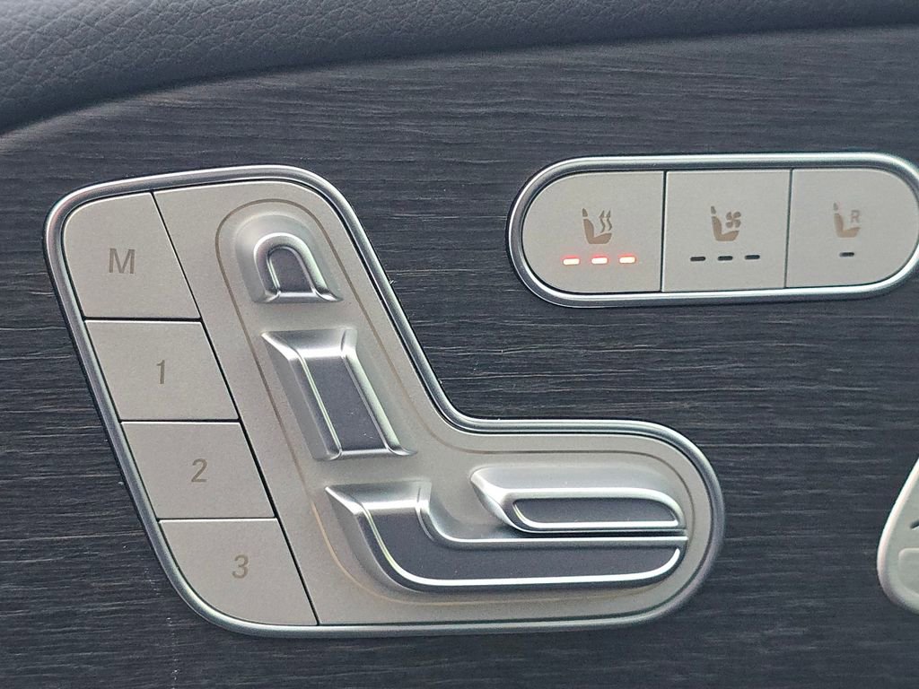 New 2026 Mercedes-Benz GLS 450 4MATIC image 5